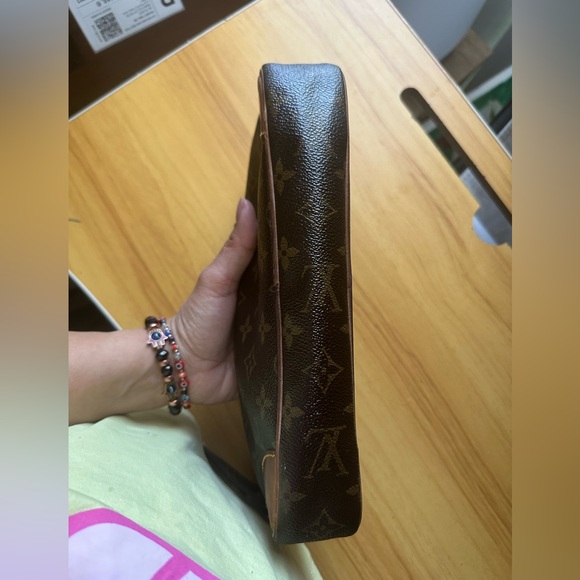 LOUIS VUITTON Marly Dragonne leather Monogram Brown Clutch Bag - Picture 5 of 16